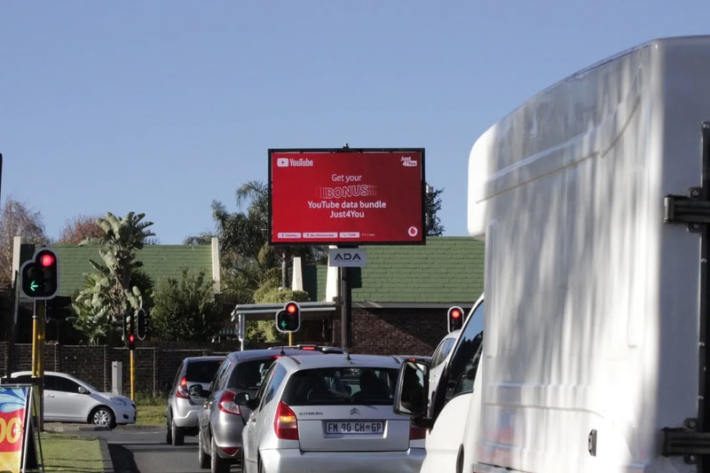 Gauteng network screen 1: digital LED billboard at the N12 off-ramp, Oakdene, Johannesburg