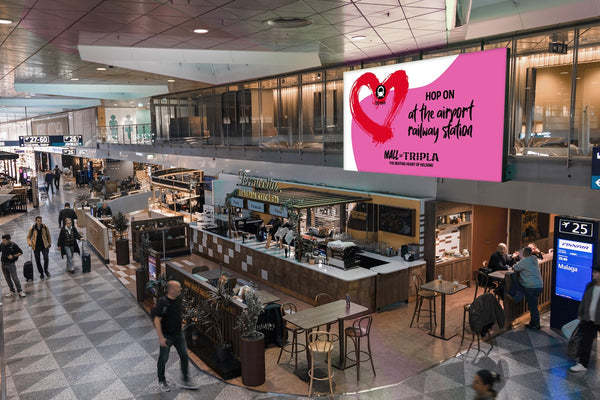 Large Landscape Screen Network (8 Screens), Helsinki Airport