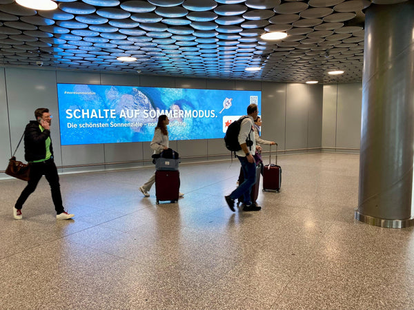 Light Box V20, Departures, Corridor B-C Waiting Area, Hannover Airport