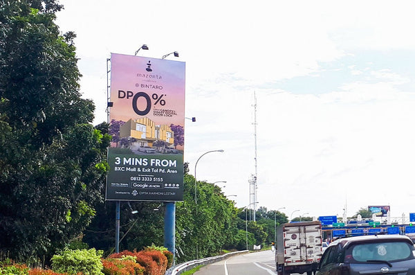 Pondok Ranji Toll Gate Billboard, Tangerang Selatan, Indonesia