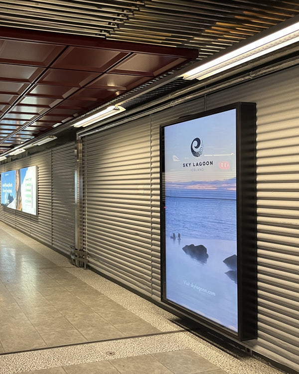 Portrait Digital Screens (5), Pier, Keflavík Airport