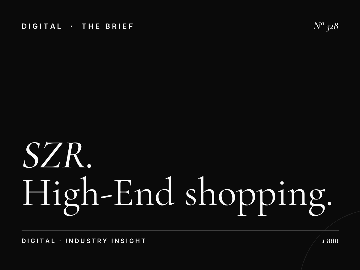 SZR LED Unipole - Golden Boulevard: High-End Shopping District Digital Advertising