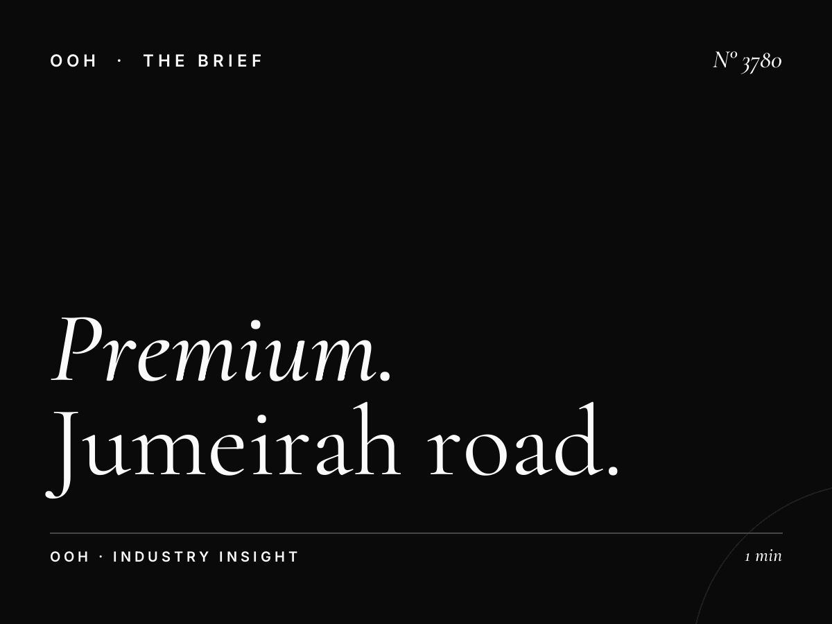 Premium Beach Location: Jumeirah Road Lamp Post High-End