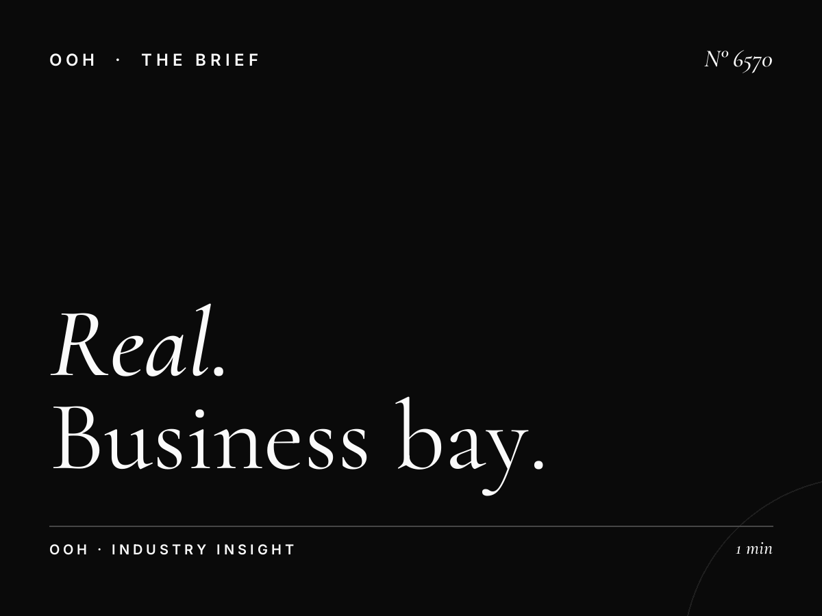 Real Estate LED Unipole: Business Bay SZR Property