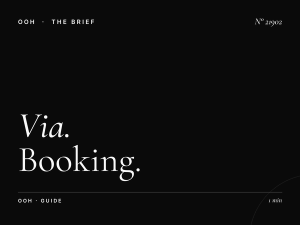 Via Di Rienzo LED Wallbanner Reservation: Booking Guide