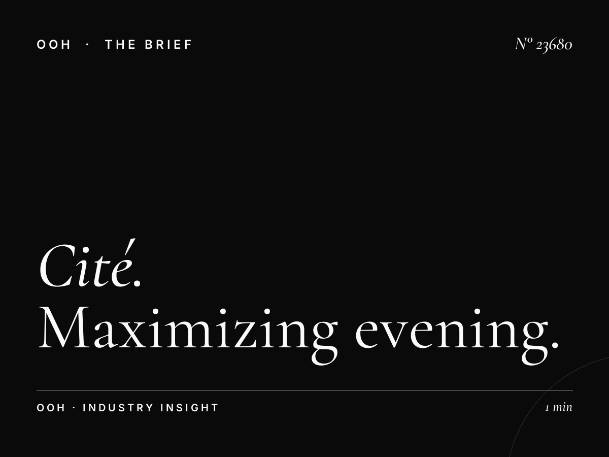 Cité des Sciences Static Unipole Night: Maximizing Evening Billboard Impact in Paris