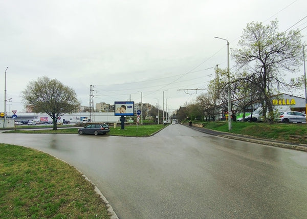 Scroller, Tulcha Str./ Potsdam Str. - in roundabout in front of LIDL, Ruse, Bulgaria — image 2