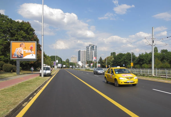 PIZA 4x3 Billboard, Bulgaria Blvd. - before crossroad Akad. Ivan Geshov Blvd., Sofia, Bulgaria — image 2
