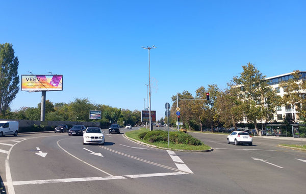 Megaboard 8x3, Demokratsia Blvd. / St. Stambolov Blvd. - to Cosmos Hotel, Burgas, Bulgaria — image 2