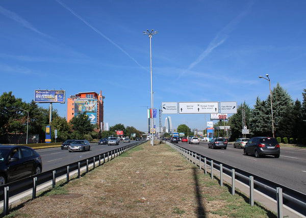 Megaboard 8x3, Tsarigradsko Shose Blvd. / D. Peshev St. - Praktiker, Sofia, Bulgaria — image 2