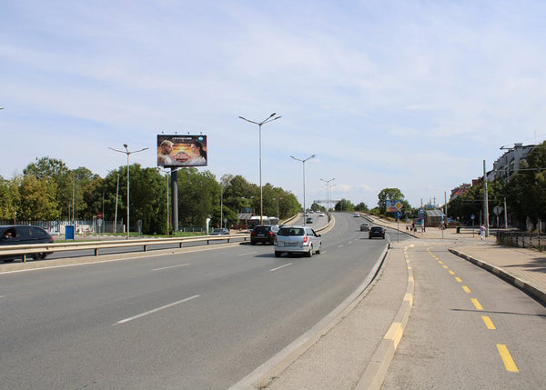 Megaboard 8x5, Nadezhda residential area - Lomsko Shose Blvd. - intersection, Sofia, Bulgaria — image 2