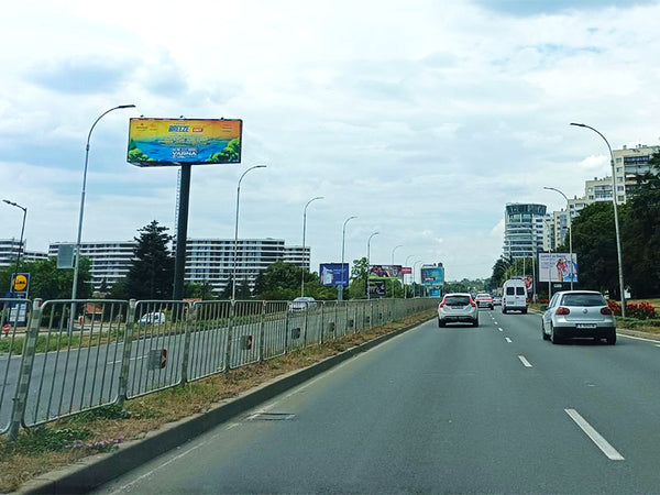 Megaboard 8x3, Vladislav Varnenchik Blvd. - in front of LIDL, Varna, Bulgaria — image 2