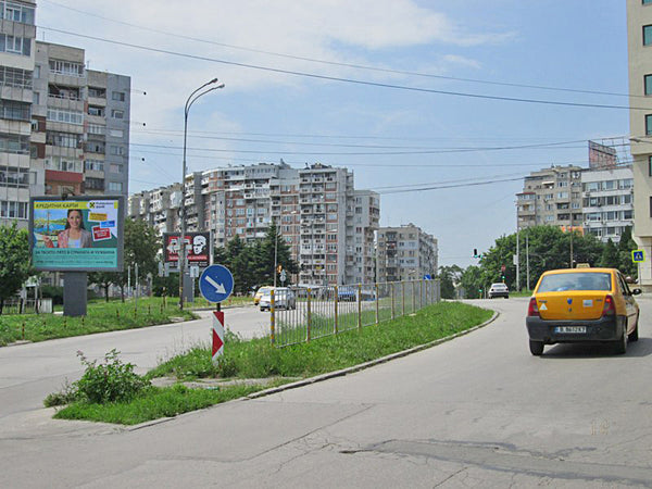 PIZA 4x3 Billboard, Alexander Dyakovich Blvd. / Hristo Botev Blvd. - crossroad, Varna, Bulgaria — image 2