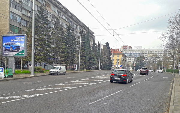 PIZA 4x3 Billboard, Hristo Botev Blvd. / San Stefano Str., Burgas, Bulgaria — image 2