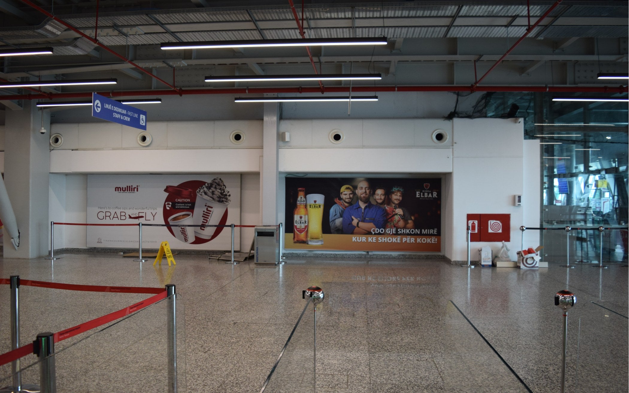 Billboard Zona Mberritjeve Perballe Kontrollit Te Pasaportav, Kruje, Albania
