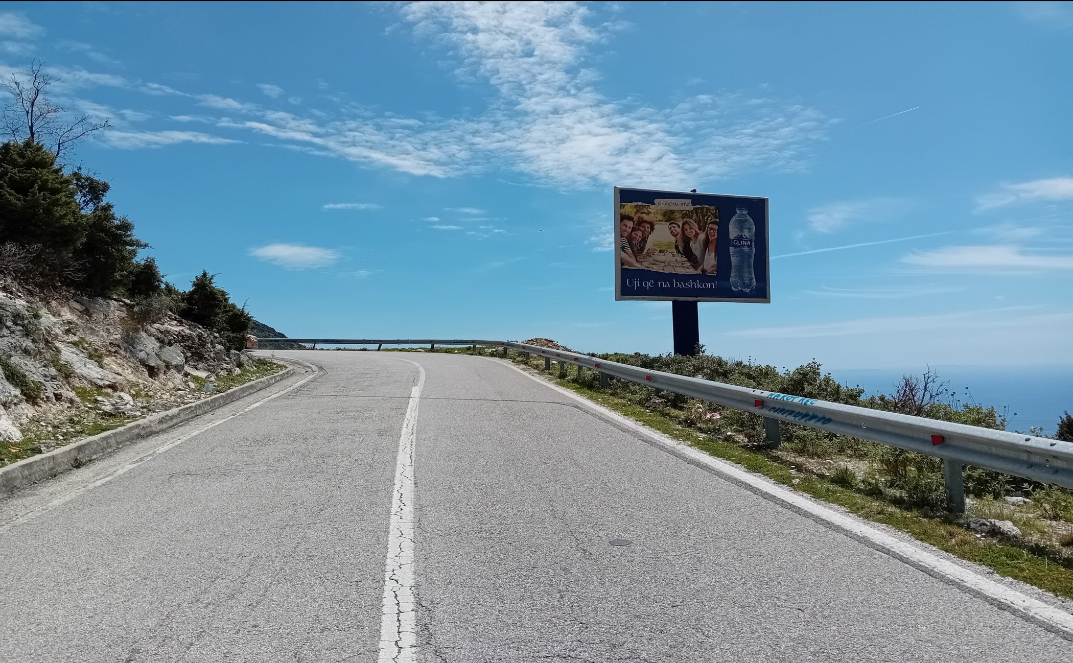 Piza E Lehte Kthesa E Rruges Pasi Kalon Ish Repartin Ushtarak, Tirana, Albania