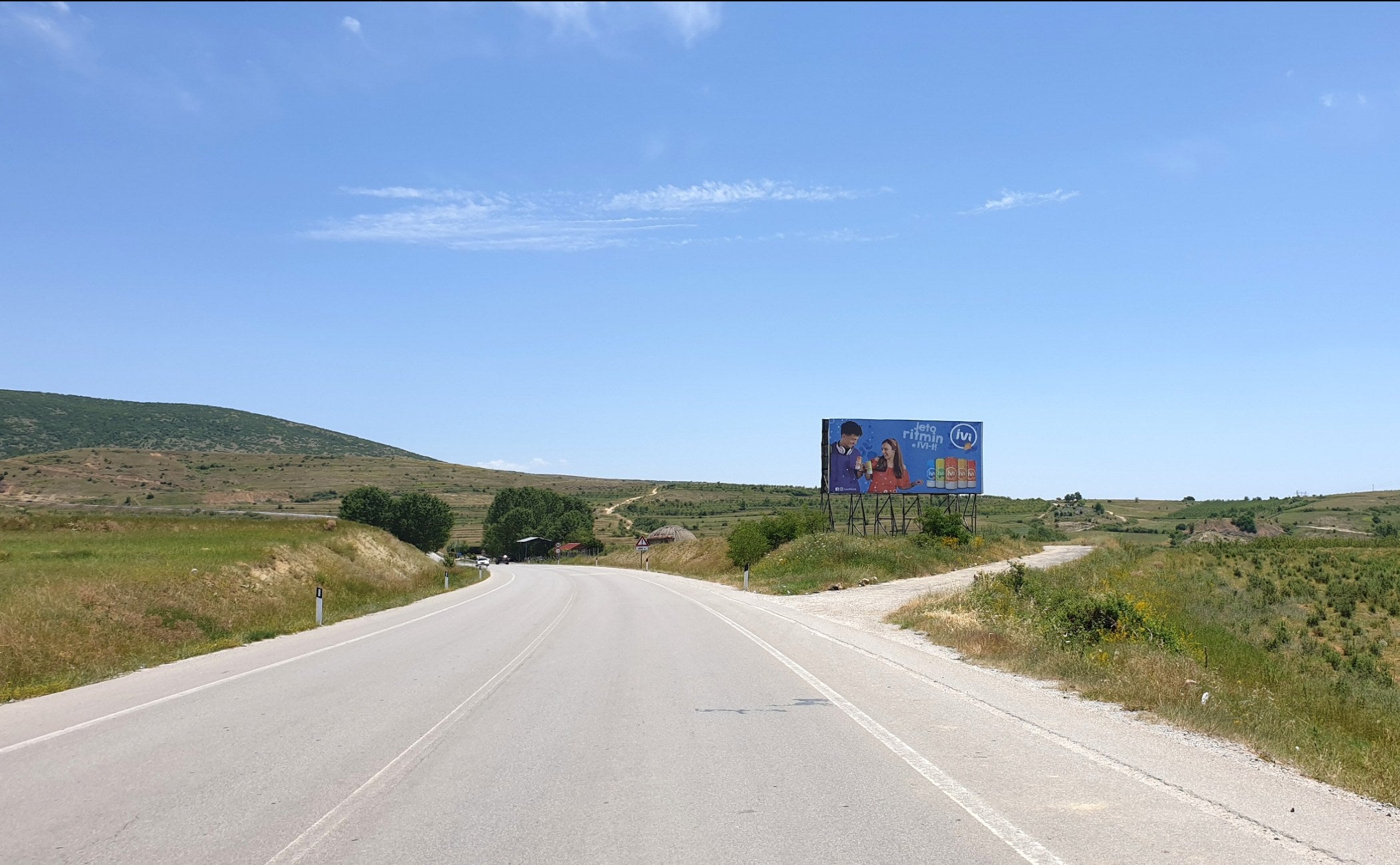 Ground Billboard Autostrada Bilisht Kapshtice, Tirana, Albania