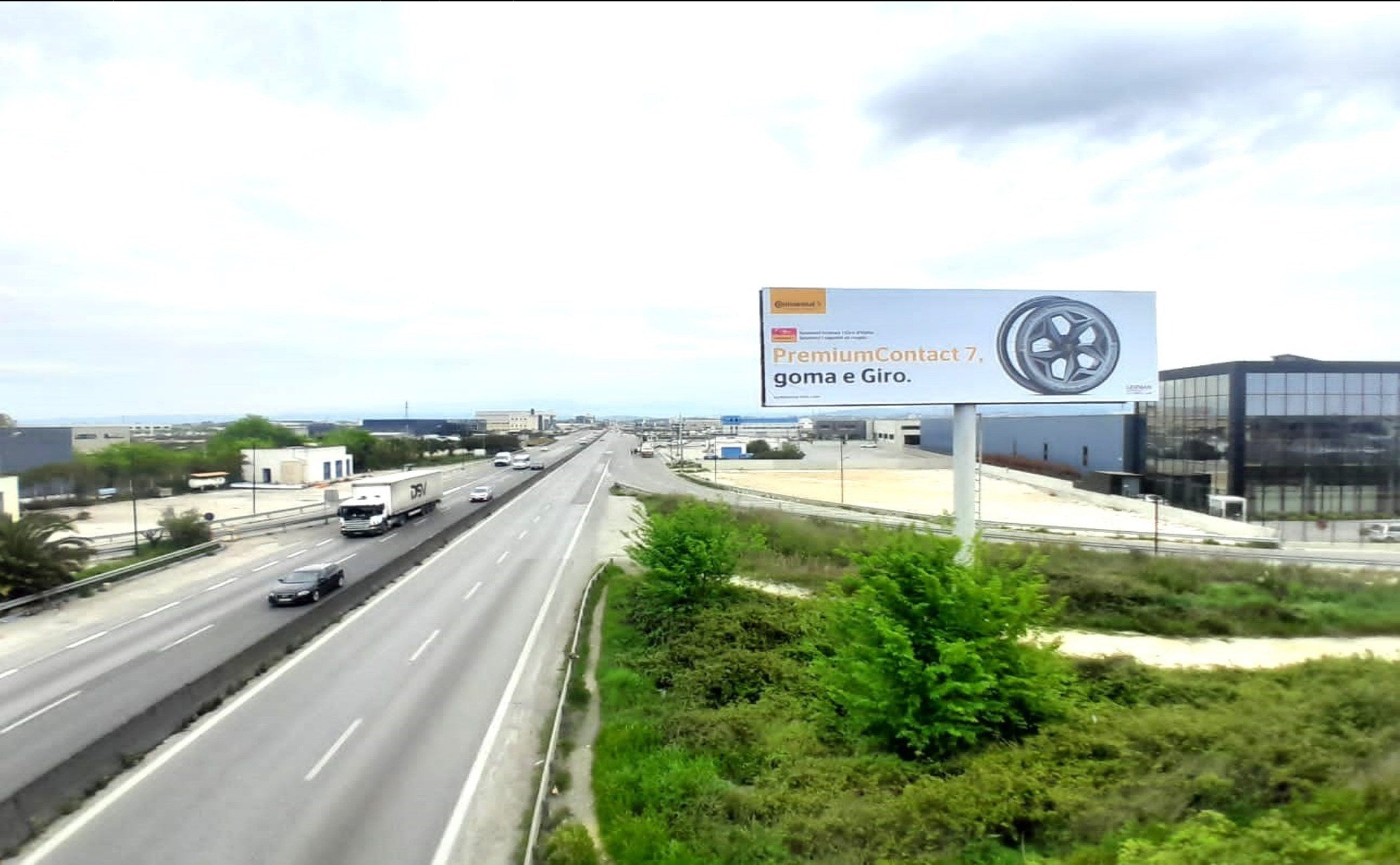 Ground Billboard Auto Tir- Dr Mbikalimi Prane Karbur.eko (e Shtata), Tirana, Albania