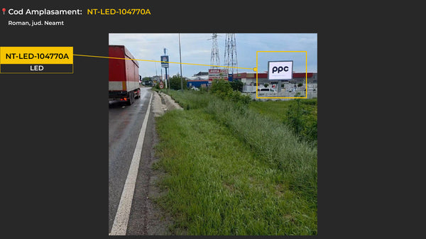 Roman str. Stefan cel Mare Digital LED Billboard, Romania — image 2