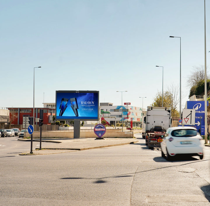 City Land LED 22 sqm Avenida Infante Dom Henrique (Viaduto), Lisbon