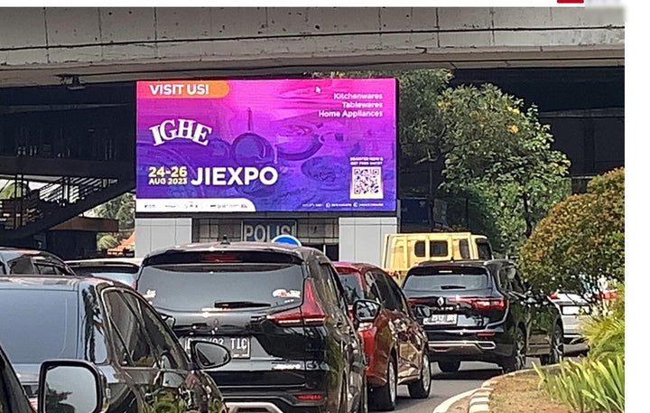 Raya Darmo Digital LED Screen, Surabaya, Indonesia
