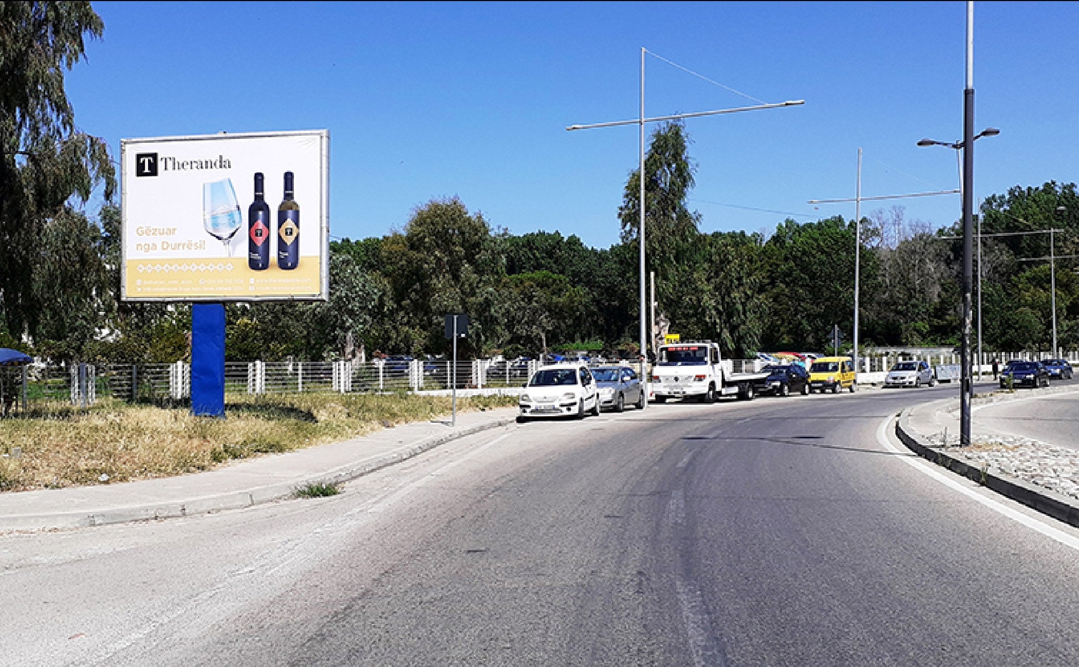 Billboard Para Hyrjes Kavalishences, Durres, Albania