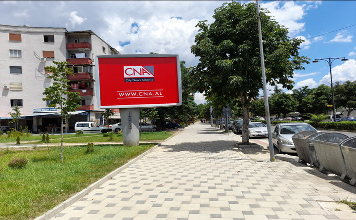 French Billboard Rrethrrotullimi Ne Hyrje Nga Tirana (tek Milano), Elbasan, Albania