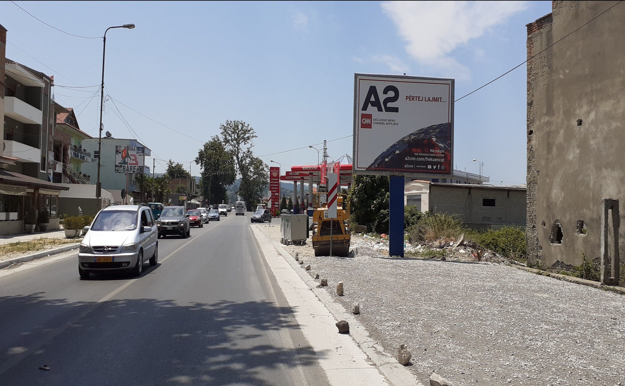 Billboard Rr. Dalje Per Vlore Prane Karburantit.r Petrol, Fier, Albania