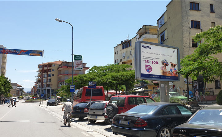 French Billboard Platforma Pazarit, Pogradec, Albania