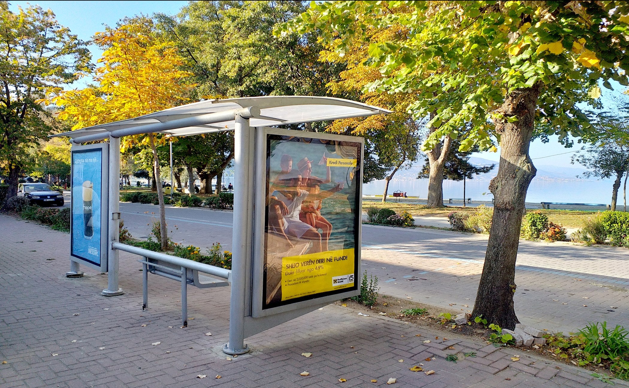 Bus Shelter Panel Shetirorja Para Drejtorie Se Policise, Pogradec, Albania