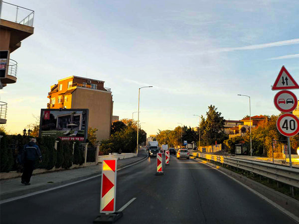 PIZA 4x3 Billboard, Kniaz Boris I Blvd. - before St. Konstantin and Elena, Varna, Bulgaria — image 2