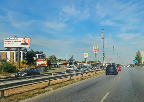 Megaboard 8x3, Okolovrastno Shose Blvd. - after the clover with Bulgaria, Sofia, Bulgaria — image 2