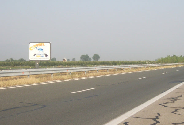 PIZA 4x3 Billboard, Trakia Highway - 102nd km, Bulgaria — image 2