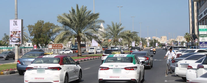 Buhairah Corniche Lampposts - Circuit 7, Sharjah