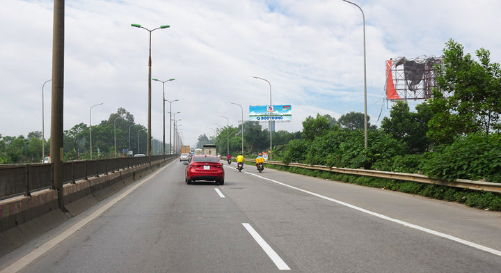 Composite Pole Billboard, Point 12A: H2/4+50 Thăng Long- Nội Bài, commune Thiên Lộc, Hanoi