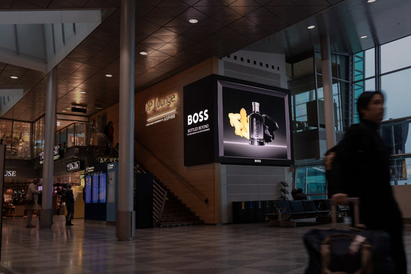 Corner LED Screens (2 Screens), Schengen Shopping Area, Helsinki Airport — image 3