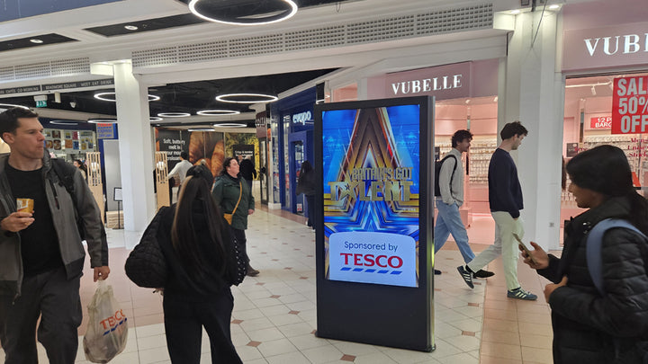 Hammersmith Broadway Internal Digital 6-Sheet Network, London