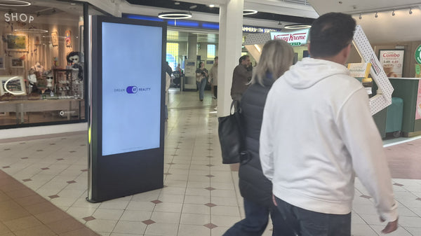 Hammersmith Broadway Internal Digital 6-Sheet Network, London — image 2