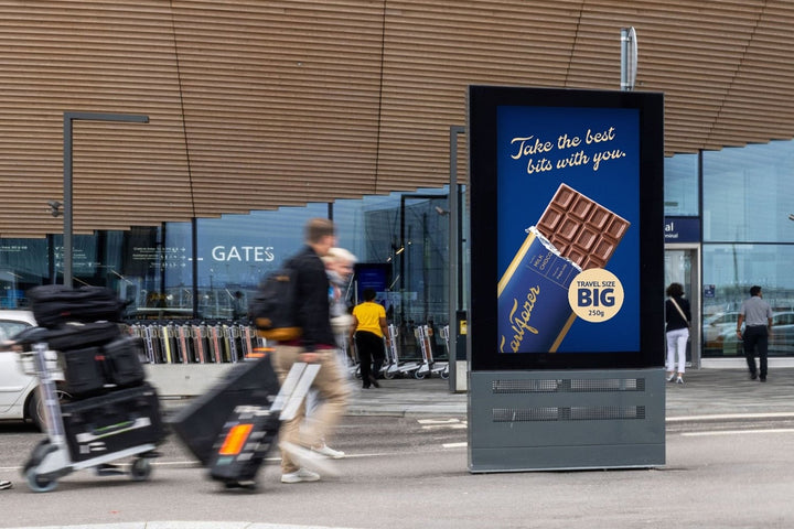 Departures Digital Network (120 Screens), Helsinki Airport