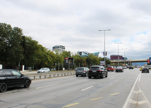 PIZA 4x3 Billboard, Tsarigradsko Shose Blvd. - before the 4th km wheel, after, Sofia, Bulgaria — image 2