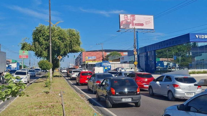Frontlight Billboard (OOH), Av. Max Teixeira (Vidrorios), Manaus, Brazil