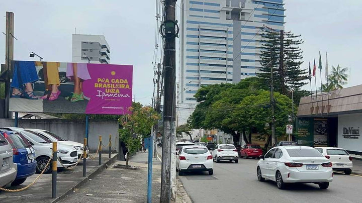 Frontlight Billboard (OOH), R. Belo Horizonte (Da Vinci Hotel), Manaus, Brazil