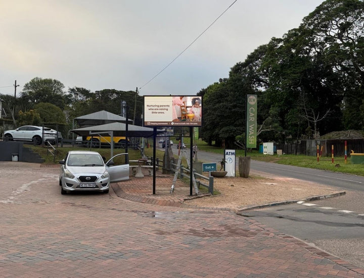 Gillitts Forecourt LED, Gillitts