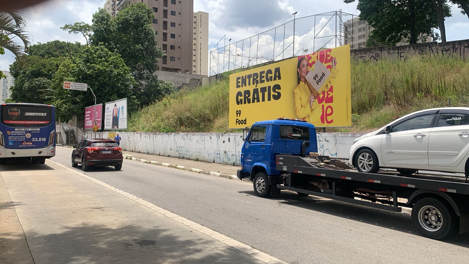 Billboard at Av. Antonio de Souza 567, Guarulhos, Brazil