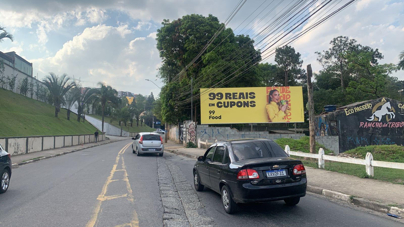 Billboard at Av. Benjamin Harris Hanicutt 2366, Guarulhos, Brazil