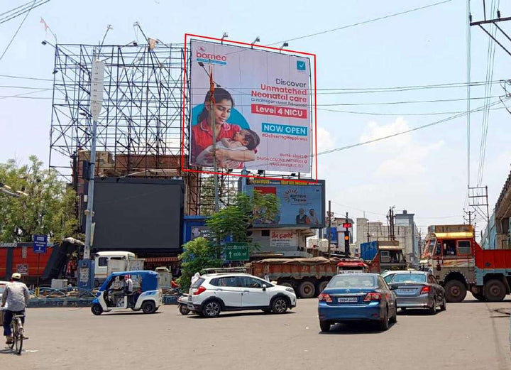 Hoarding (OOH), Pachpedinaka Chowk facing Make in India Chowk, Raipur, India