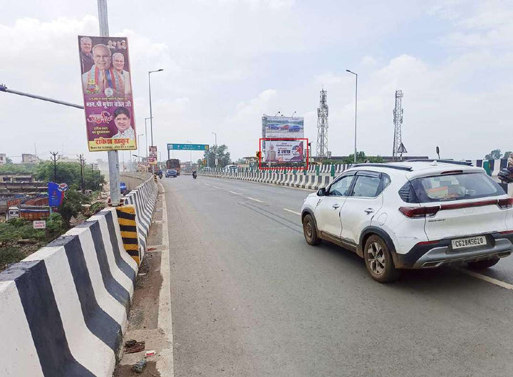 Hoarding (OOH), Tatibandh Chowk facing Pachpedhi Naka (B), Raipur, India