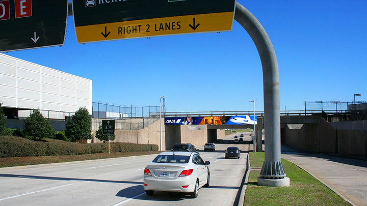 Exterior Banner (0701), Houston Bush Intercontinental Airport Terminals C, D and E, Houston