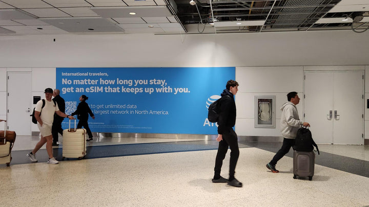 Static Banner (3781), Houston Bush Intercontinental Airport Terminals D and E, Houston