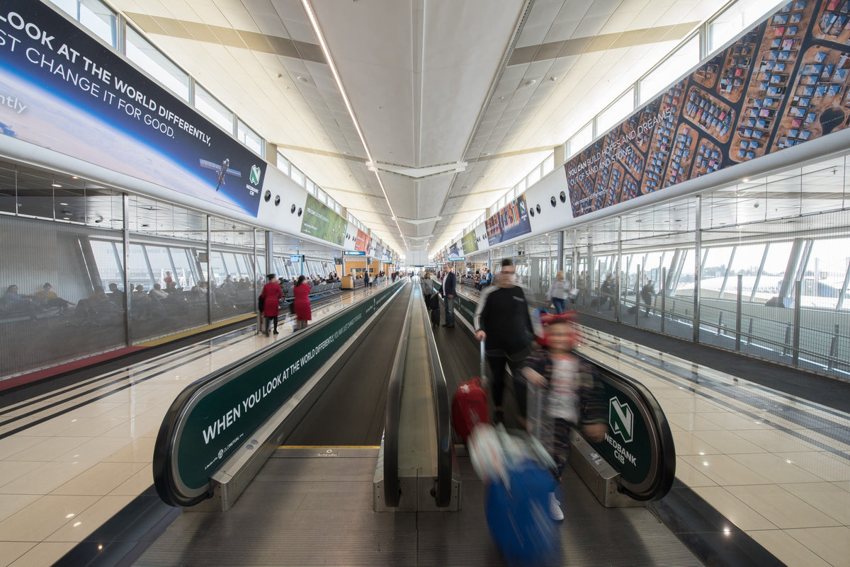 International Departures Northern Pier Corridor, O.R. Tambo International Airport, Johannesburg — main view